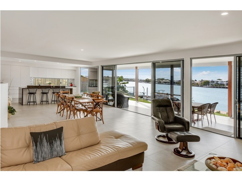 45 Pelican Waters Boulevard, Pelican Waters QLD 4551