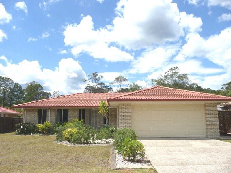 7 Maddock Avenue, Mooloolah Valley QLD 4553