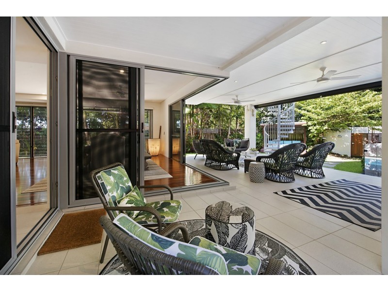 1 Ngungun Street, Dicky Beach QLD 4551