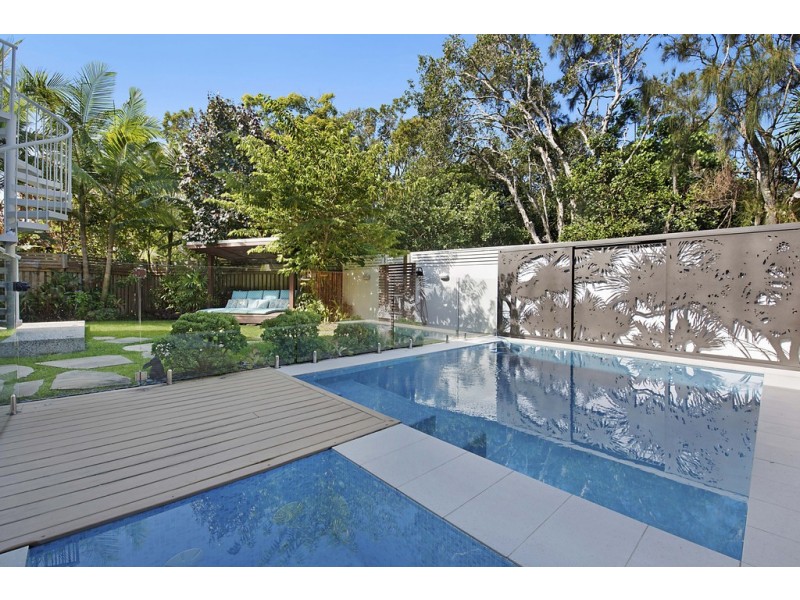1 Ngungun Street, Dicky Beach QLD 4551