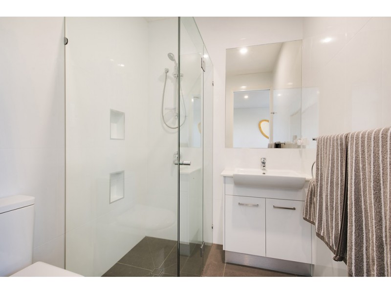 1 Ngungun Street, Dicky Beach QLD 4551