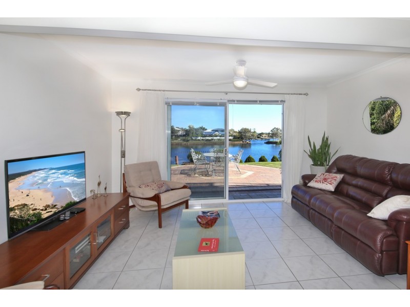 74 Lamerough Parade, Pelican Waters QLD 4551
