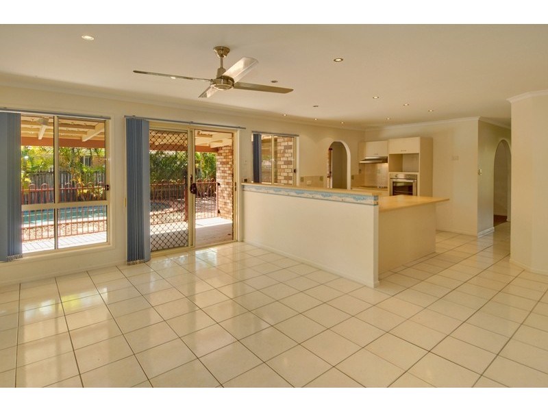 11 Dracena Court, Currimundi QLD 4551