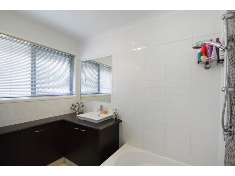 15 Arinya Street, Wurtulla QLD 4575