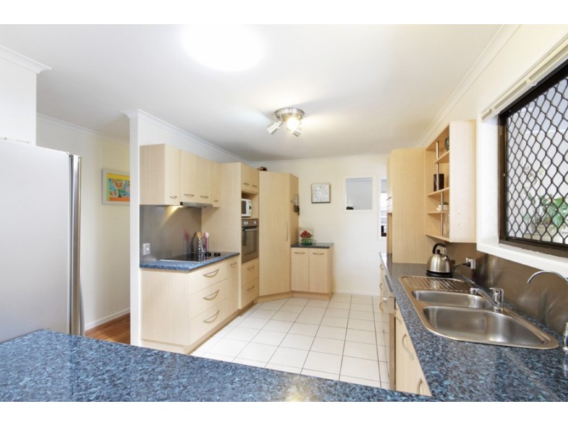 15 Arinya Street, Wurtulla QLD 4575