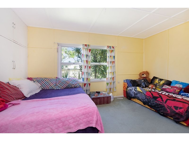 22 Onslow Street, Golden Beach QLD 4551