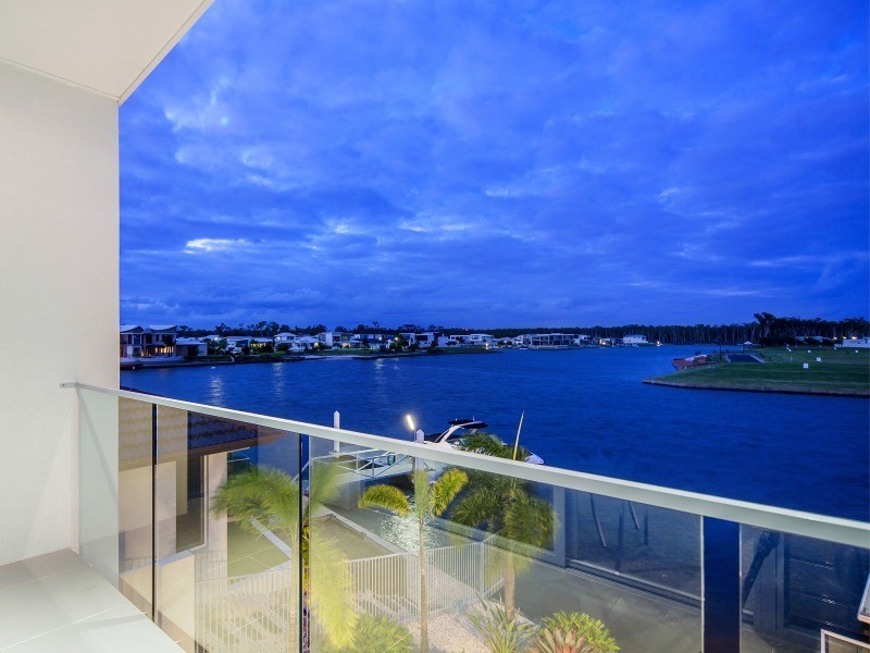 67 Bellanboe Circuit, Pelican Waters QLD 4551