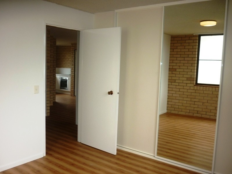 1/33 Kennedy Parade, Golden Beach QLD 4551