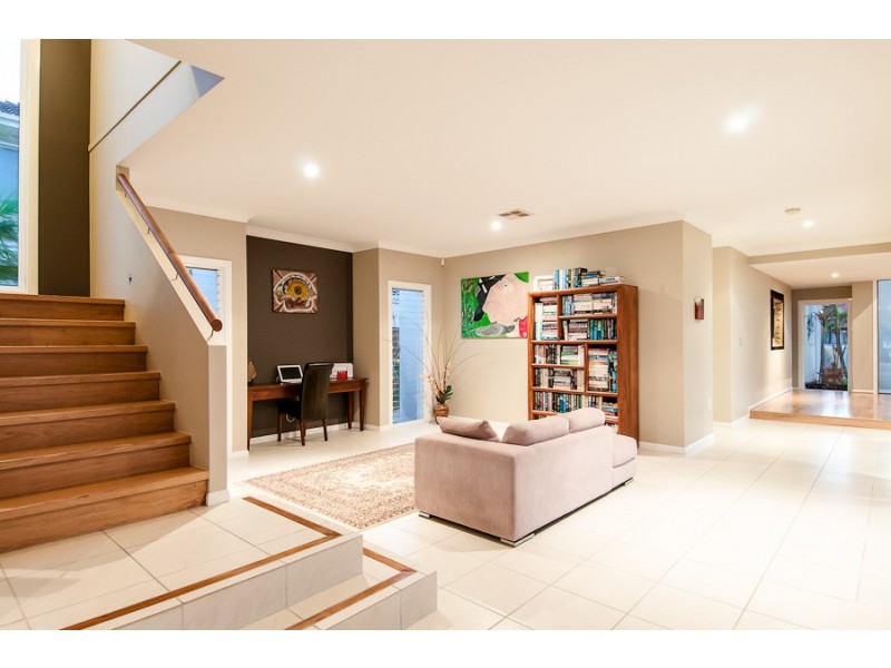 16 Reliance Place, Pelican Waters QLD 4551