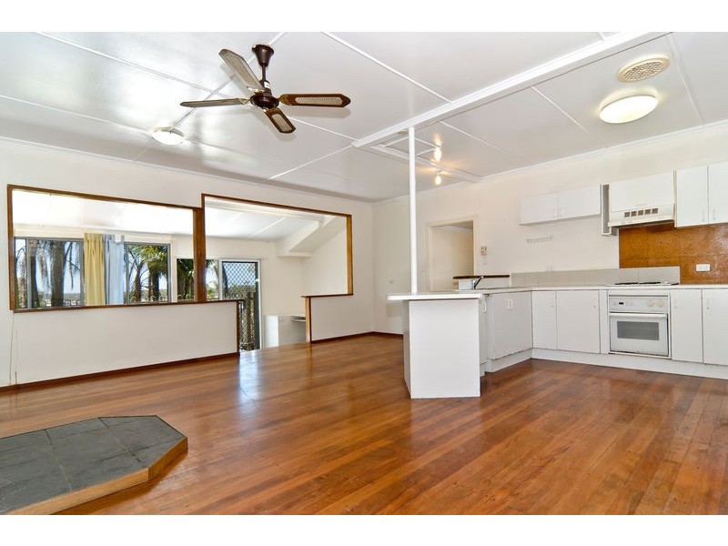 255 Caloundra Road, Little Mountain QLD 4551