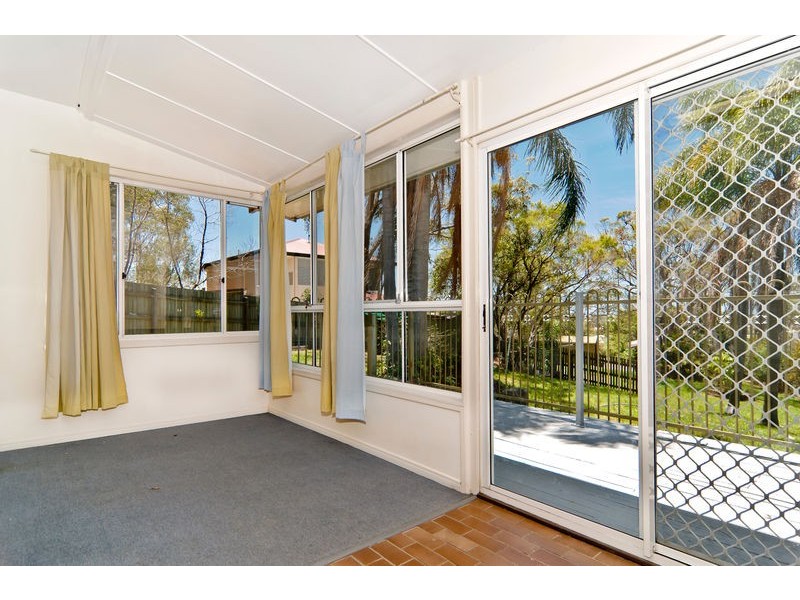 255 Caloundra Road, Little Mountain QLD 4551