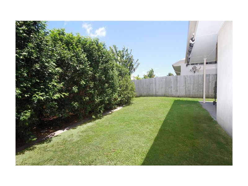 8 Domatia Place, Meridan Plains QLD 4551