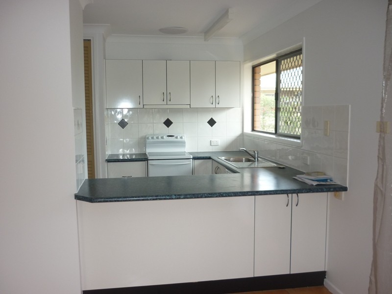 4 Slim Crescent, Golden Beach QLD 4551