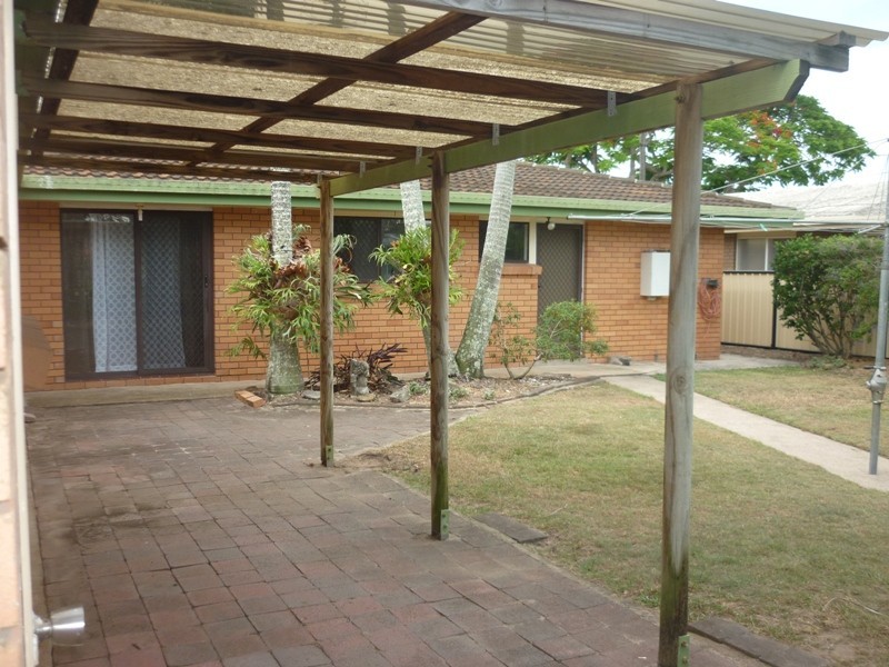 4 Slim Crescent, Golden Beach QLD 4551