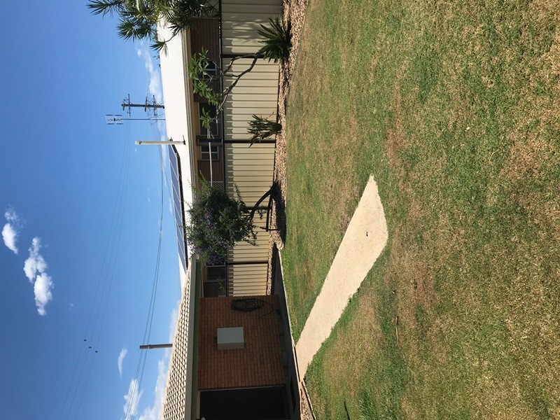 4 Slim Crescent, Golden Beach QLD 4551