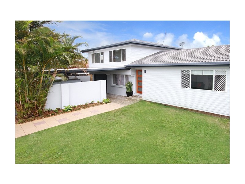 8 Mallawa Street, Buddina QLD 4575