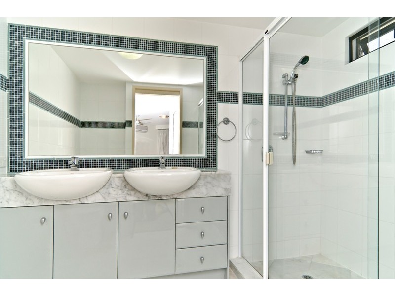 Unit 2 ‘Cabarita’ 82 The Esplanade, Golden Beach QLD 4551