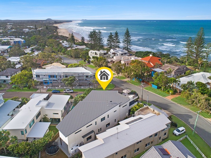 2 Mackay Street, Dicky Beach QLD 4551