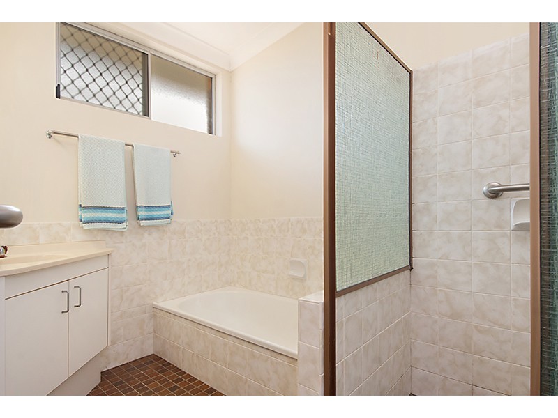 5 Lewis Street, Caloundra QLD 4551