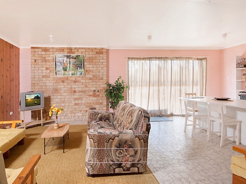 5 Coochin Street, Dicky Beach QLD 4551