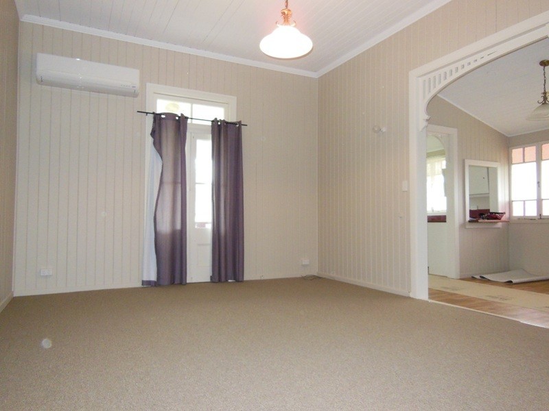 44 Cresswell Road, Little Mountain QLD 4551