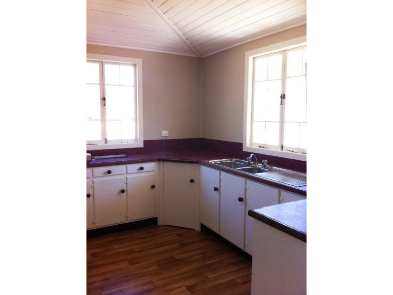 44 Cresswell Road, Little Mountain QLD 4551