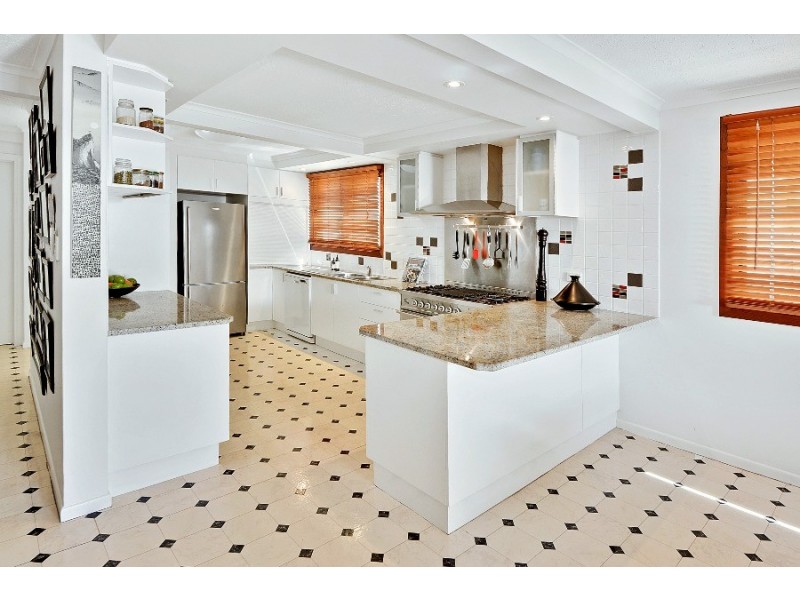 40 Roderick Street, Moffat Beach QLD 4551