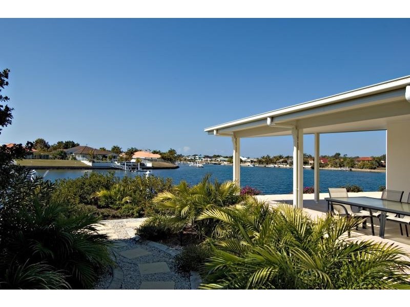 6 Tripcony Court, Pelican Waters QLD 4551