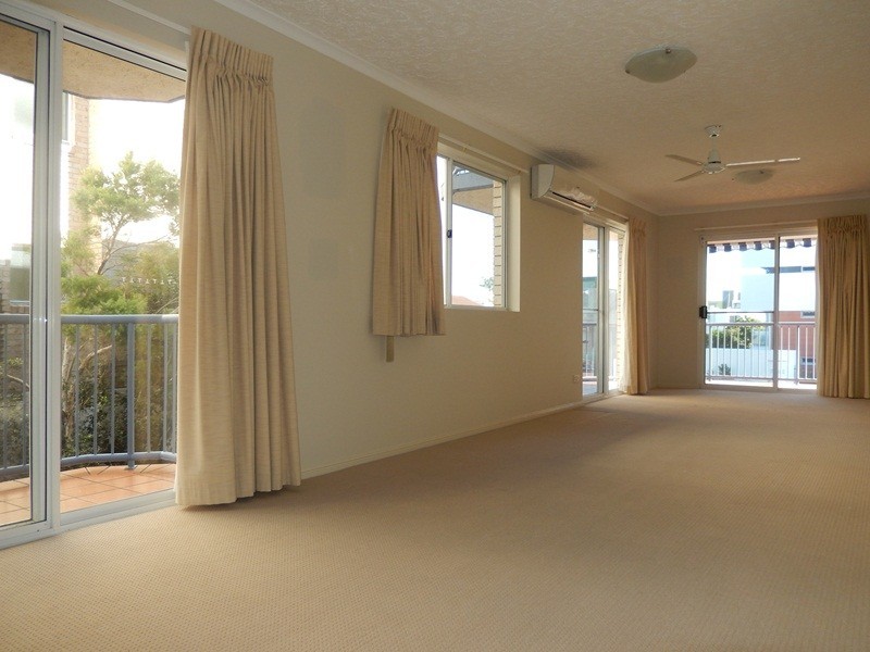 Unit 1/1 Latona Avenue, Caloundra QLD 4551