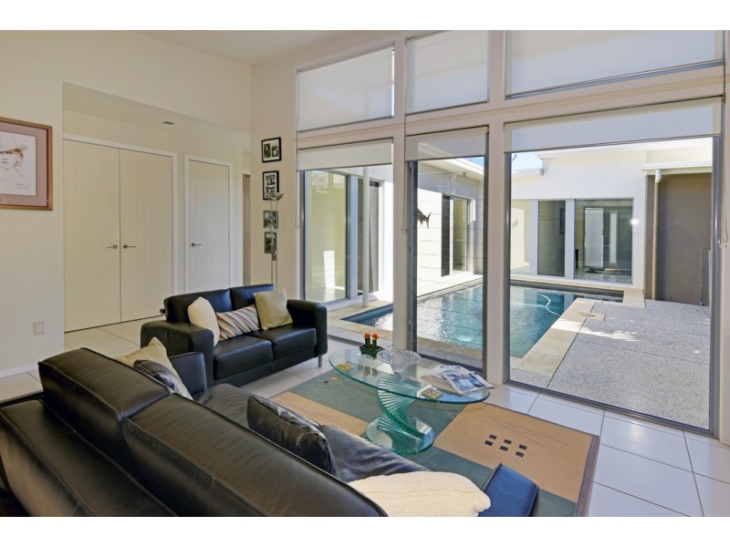 4 Koopa Place, Pelican Waters QLD 4551