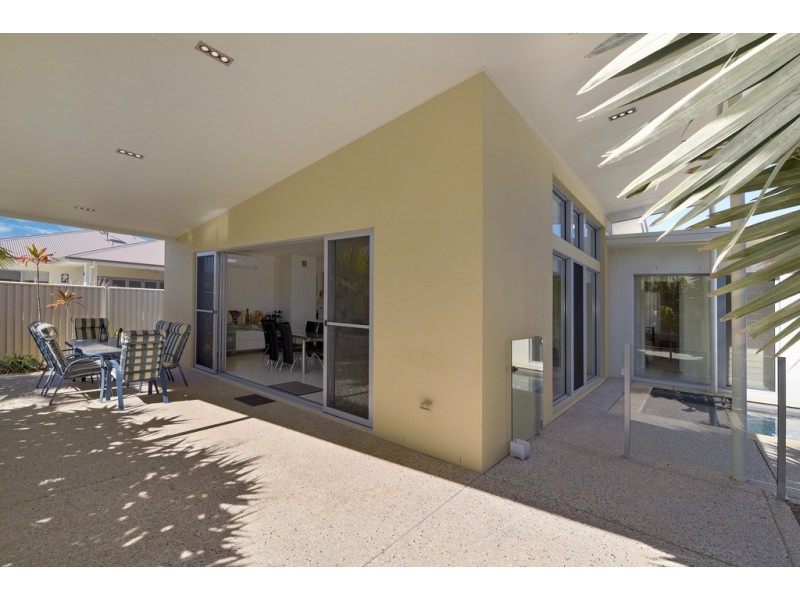 4 Koopa Place, Pelican Waters QLD 4551