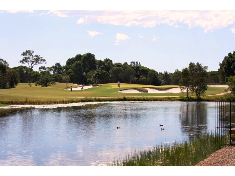 13 Francis Court, Pelican Waters QLD 4551