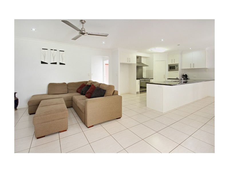 36 Paynters Pocket Avenue, Palmwoods QLD 4555