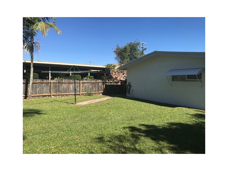 17 Merrigum Street, Currimundi QLD 4551