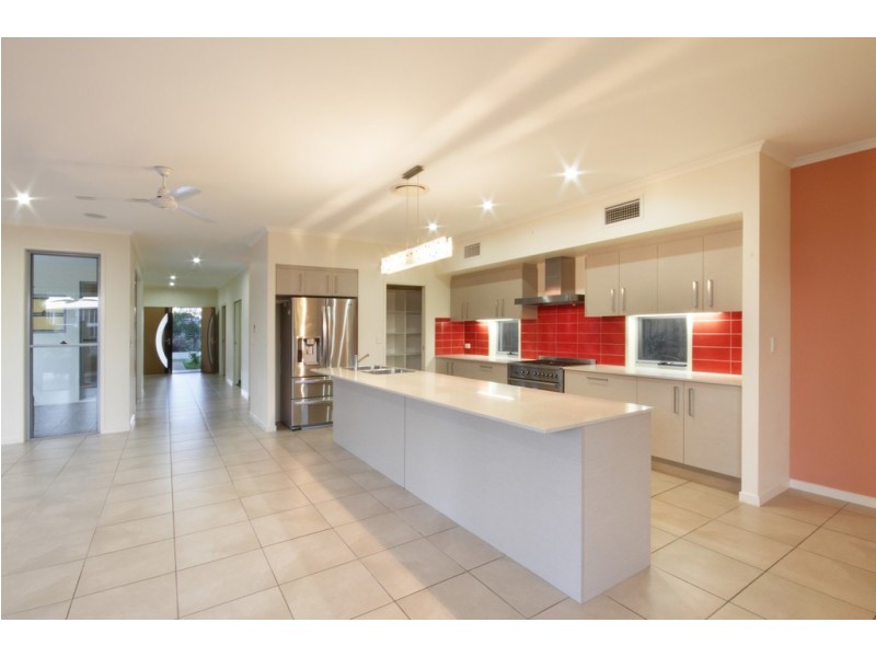 9 Abbey Court, Pelican Waters QLD 4551