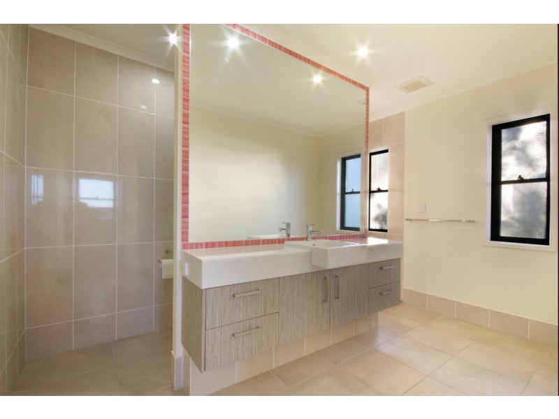 9 Abbey Court, Pelican Waters QLD 4551