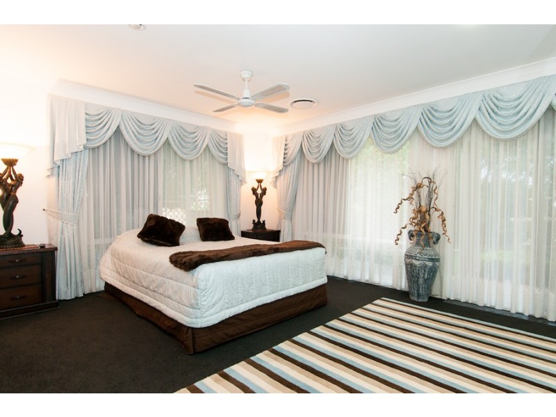 36 Edwardson Drive, Pelican Waters QLD 4551