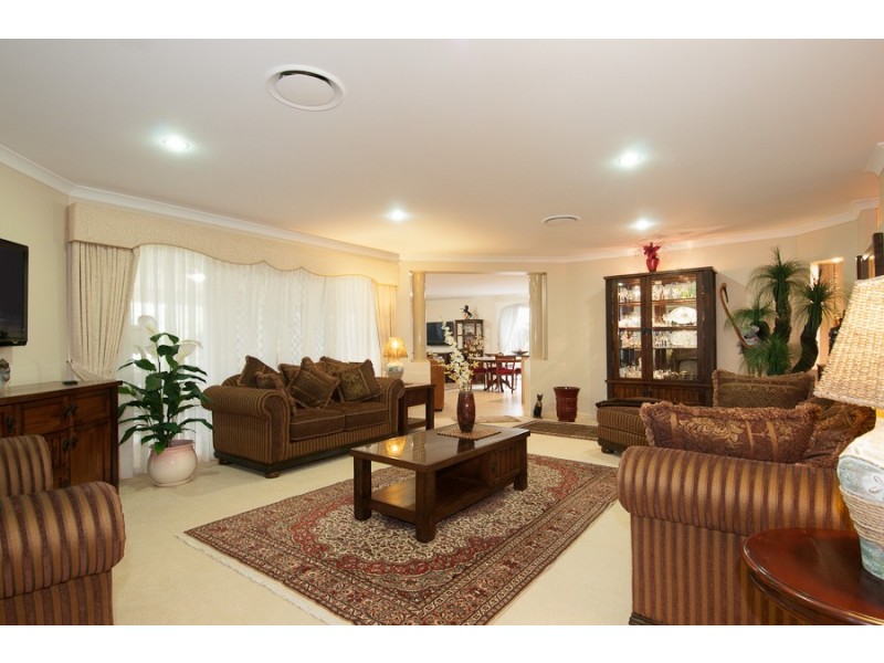 36 Edwardson Drive, Pelican Waters QLD 4551