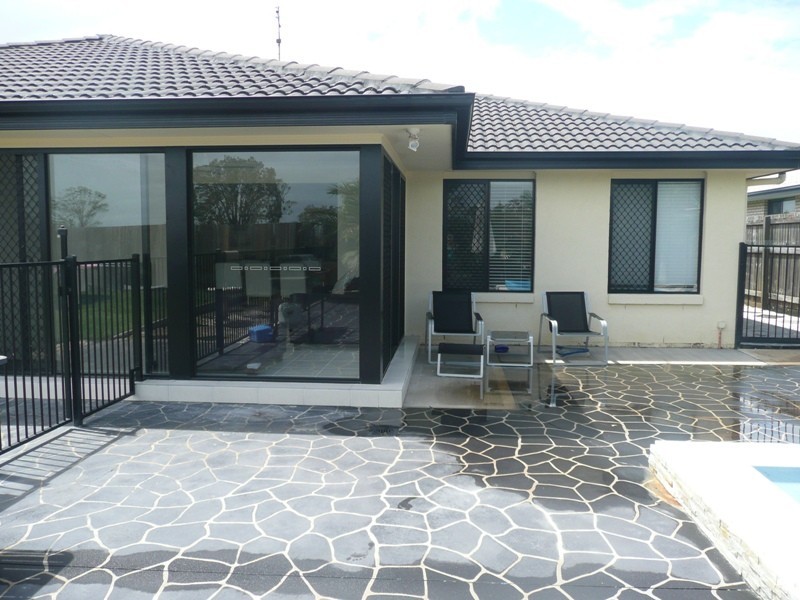 54 Discovery Drive, Little Mountain QLD 4551