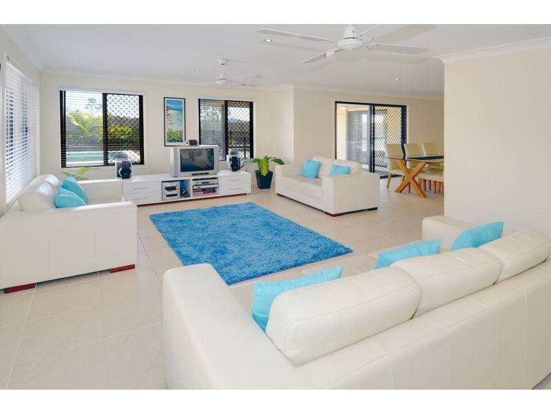 54 Discovery Drive, Little Mountain QLD 4551