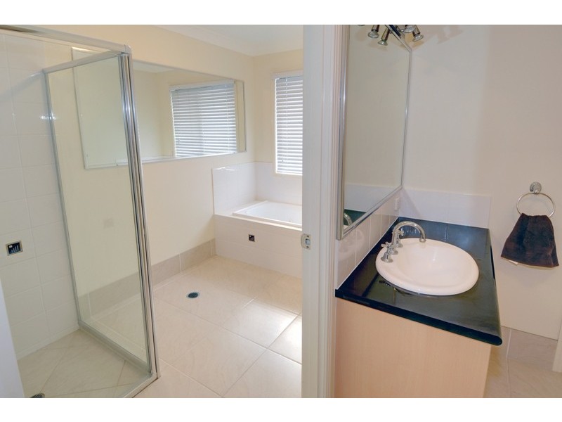 54 Discovery Drive, Little Mountain QLD 4551
