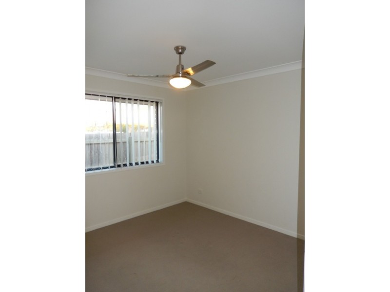 9 Middle Park, Little Mountain QLD 4551