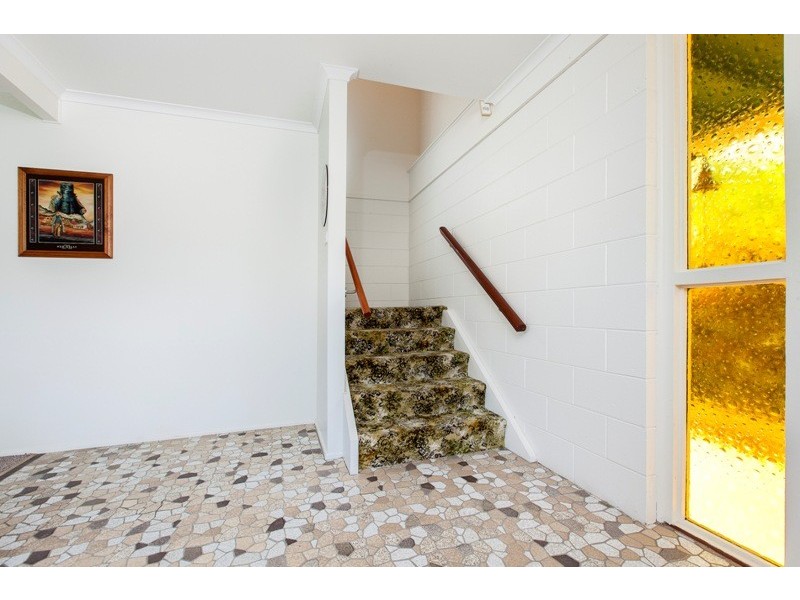 6 Earnshaw Street, Golden Beach QLD 4551