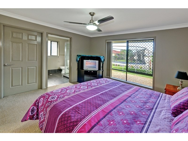 12 Maddock Avenue, Mooloolah Valley QLD 4553