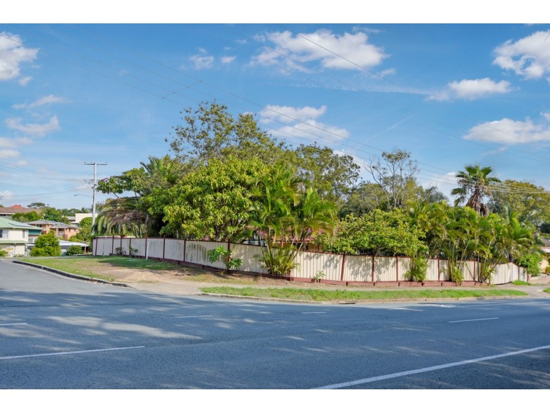 1 Fairlie Crescent, Moffat Beach QLD 4551