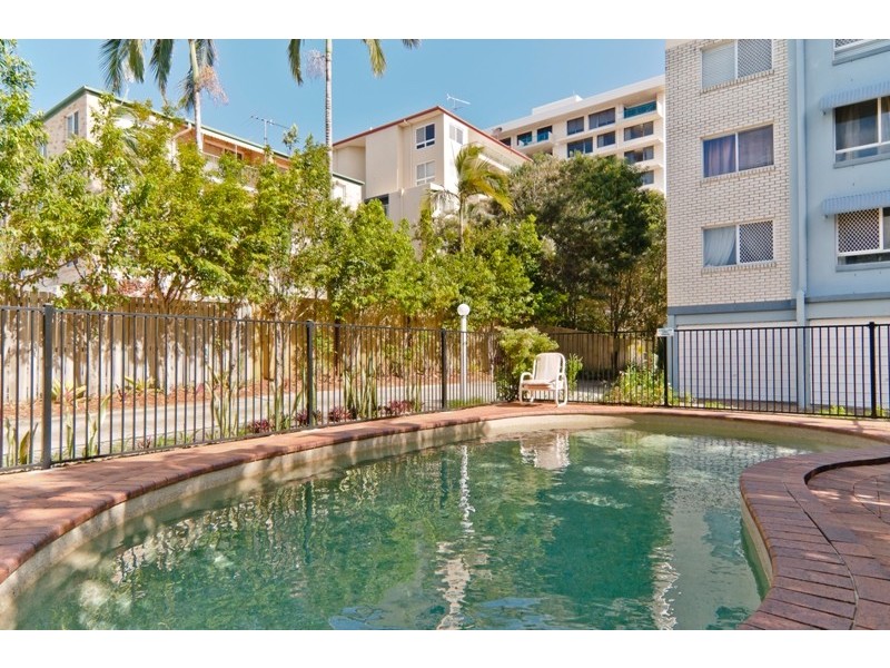 Unit 8 ‘Chequers’ 34 King Street, Kings Beach QLD 4551