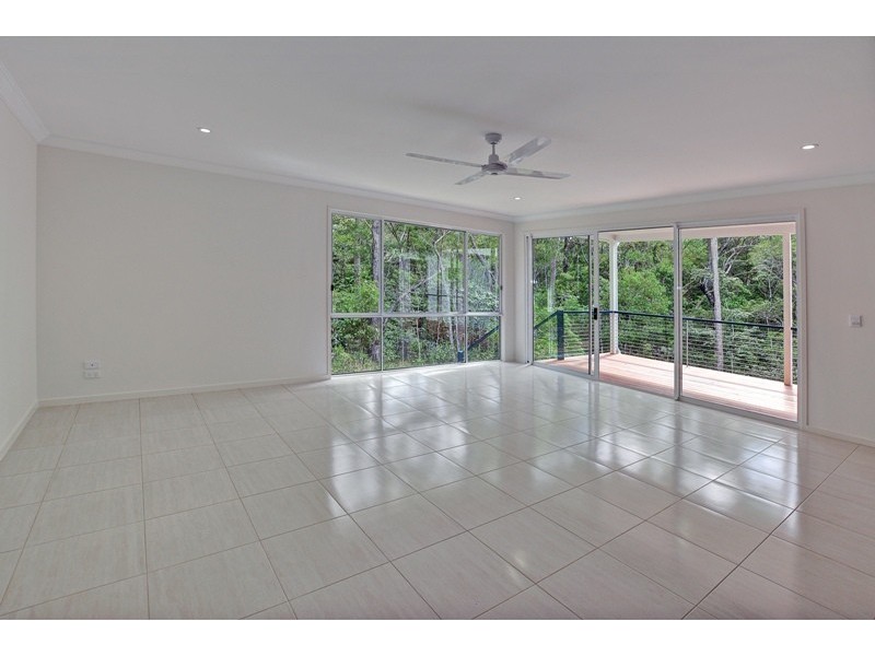 13 Warren Court, Aroona QLD 4551