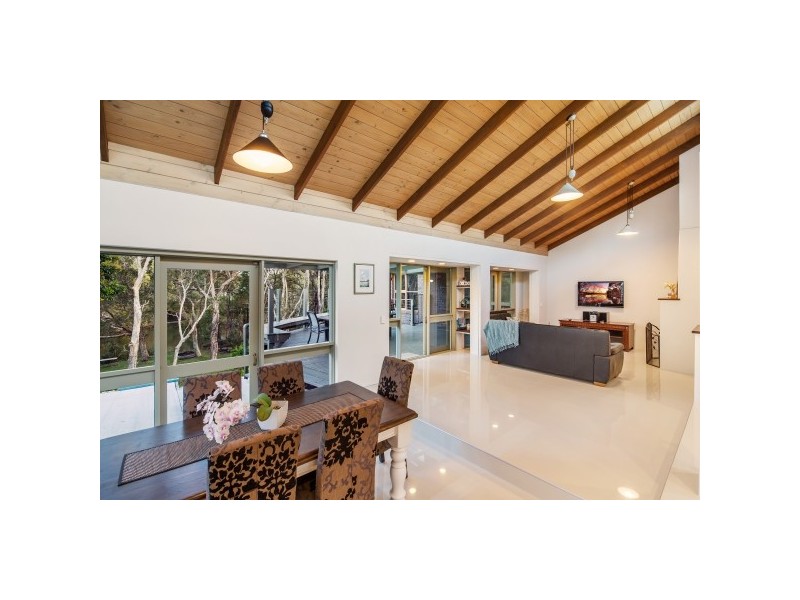 4 Bray Street, Dicky Beach QLD 4551