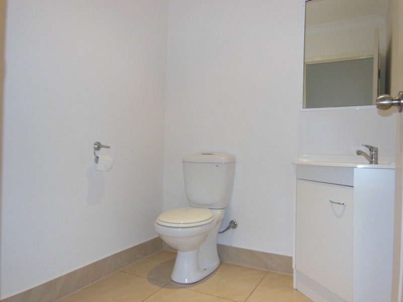 18 Cullen Drive, Little Mountain QLD 4551