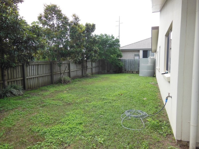 18 Cullen Drive, Little Mountain QLD 4551